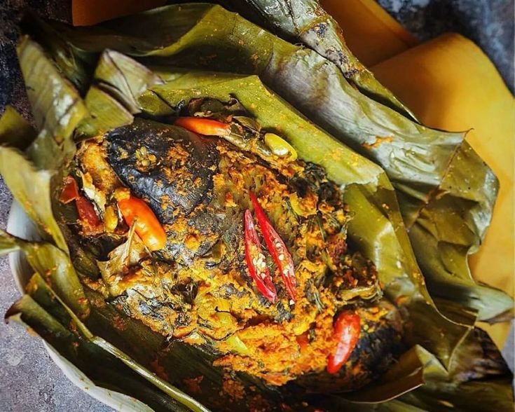 Pepes Ikan Mas Duri Lunak